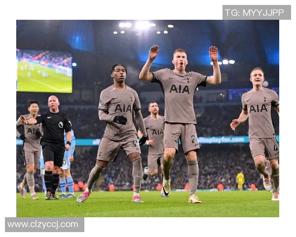 西甲大战曼城大胜波尔图神奇扑救引发争议判罚全场沸腾